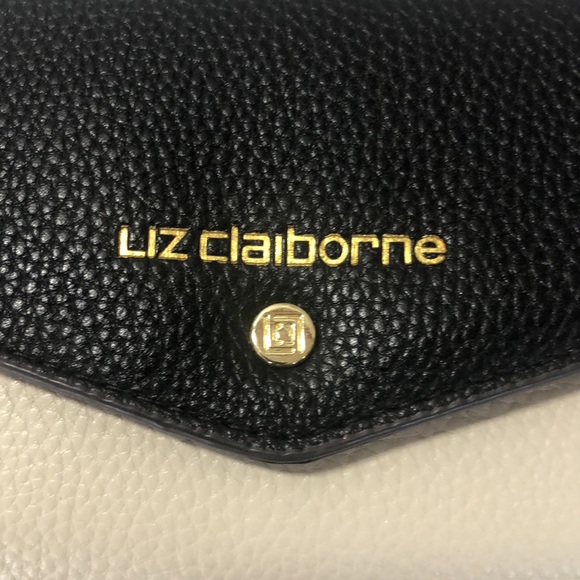 Liz Claiborne Two Tone Wallet - Picture 2 of 15